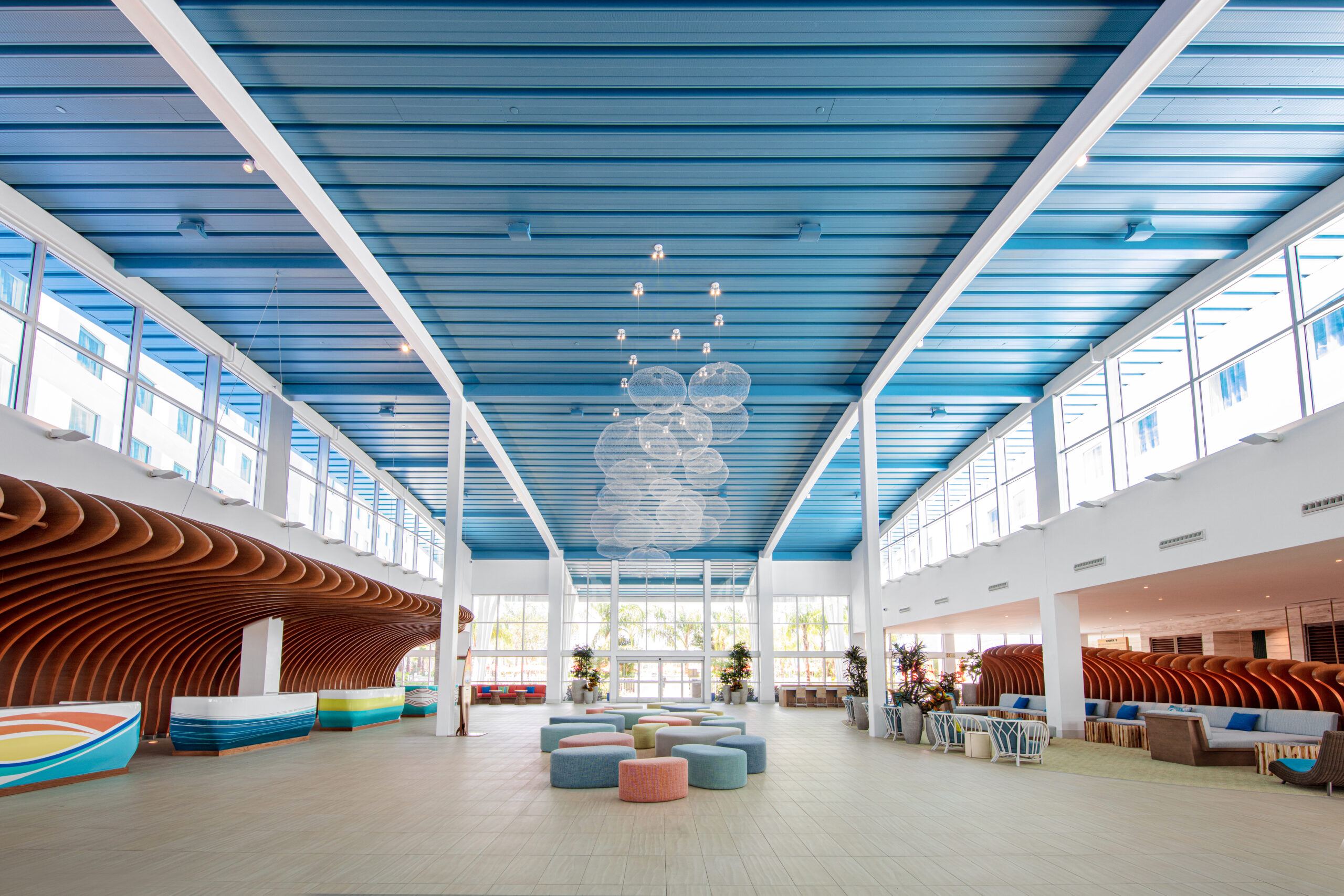 ESR_SS_33A0292_Lobby