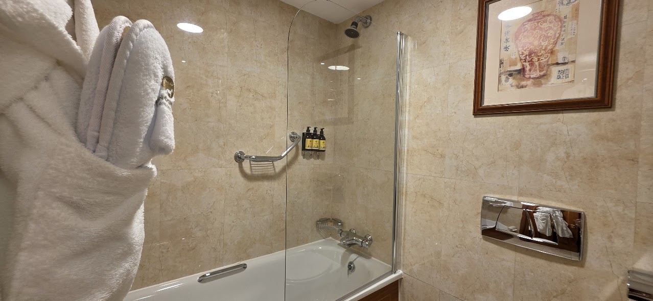 KillarneyPlazaHotelRoom2